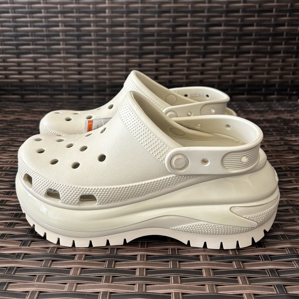 CROCS Platform Clogs in Off-White